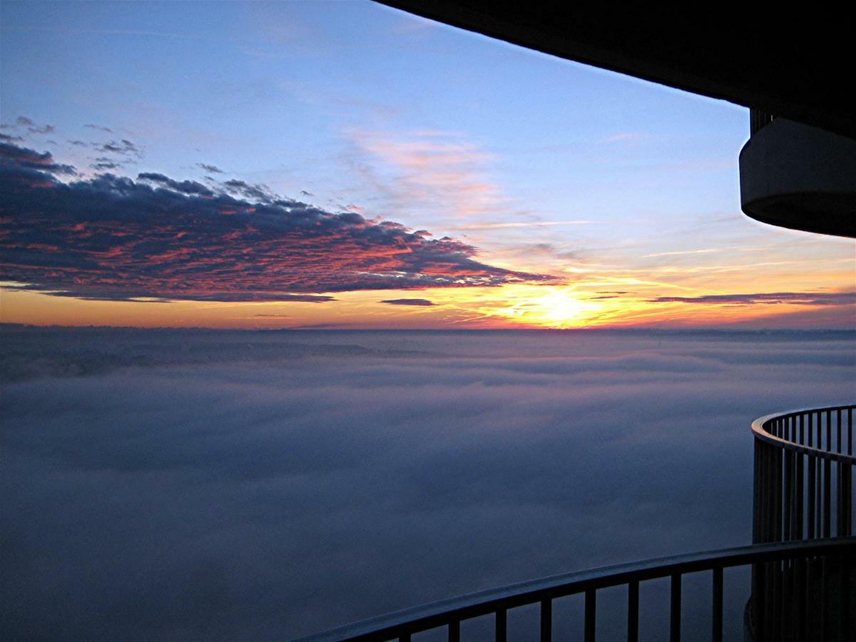 Royal - Sky - Suite Augsburg Luaran gambar